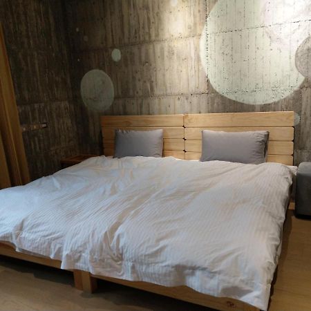 350 Lodge T'ai-tung Kültér fotó